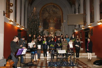 Revija DRG in koncert skupine Odsev