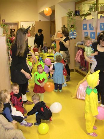 Navihani in ustvarjalni februar v Župnijskem vrtcu Vrhnika