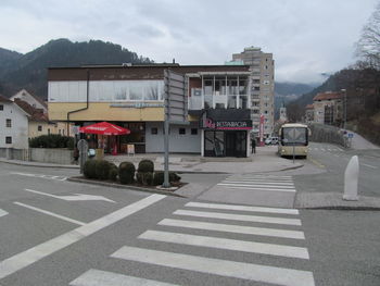   OBČINA TRŽIČ STREMI K PRENOVI IN OŽIVLJANJU STAREGA MESTNEGA JEDRA