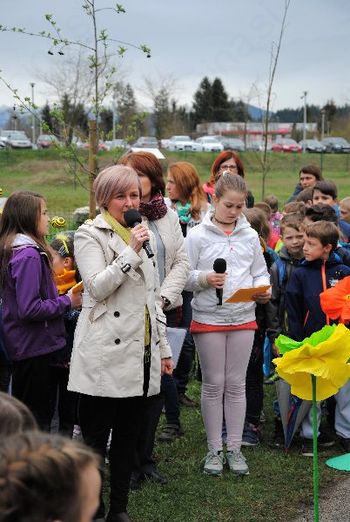 Otvoritev učnega centra vrtnarstva in čebelarstva pri Drugi OŠ Slovenj Gradec