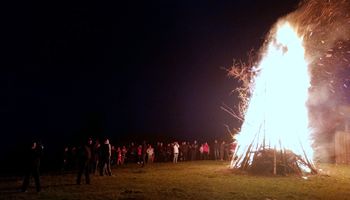 PRVOMAJSKO KRESOVANJE NA DOBENU