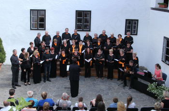 POMLADNI KONCERT PEVSKEGA DRUŠTVA ZVON