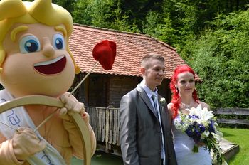 Zmagovalca natečaja Najina zgodba sta se poročila