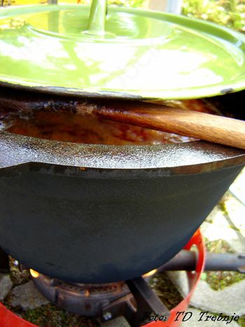 Trebanjske turistke sodelovale na 10. Pasuljadi