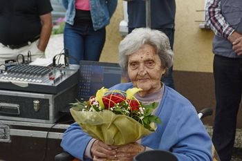 100 let Lovrinove mame