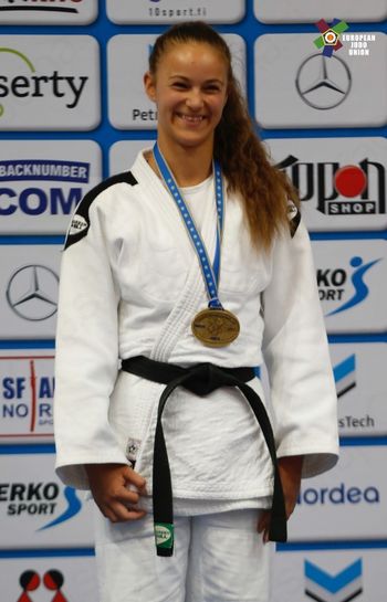 Zala Pečoler 