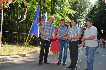 ODPRTJE OBNOVLJENEGA CESTNEGA ODSEKA JEVŠENAK - VIŠNAR 