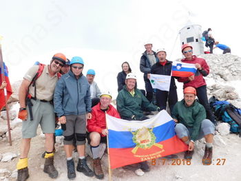 Pohodniki veteranskih združenj Nanos-Triglav, Radovljica-Triglav, Cerje-Triglav in Kum-Triglav so se sestali v Zasavju  -  15. TENIŠKI TURNIR DVOJIC ZVVS V ZASAVJU