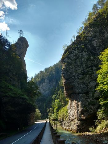 Še IGLA z druge strani soteske