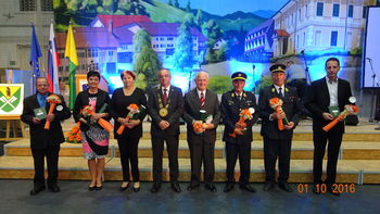 SLAVNOSTNA PRIREDITEV OB OBČINSKEM PRAZNIKU