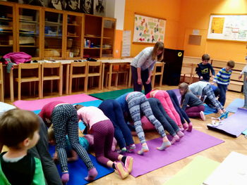 Teden otroka 2016 Pravljična joga za otroke