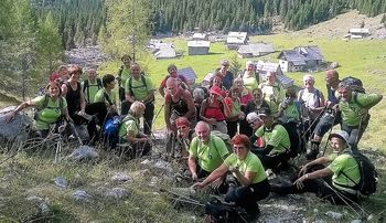 Pohod Barjanov po bohinjskih planinah: Blato, Krstenica, v Lazu, pri Jezeru