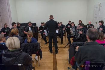 Koncert harmonikarskega orkestra Glasbene šole Radovljica