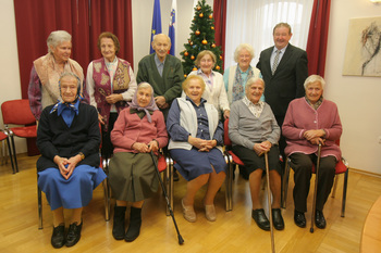 Tradicionalni sprejem za občane starejše od 90 let Tradicionalni sprejem za občane starejše od 90 let