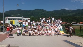 VETER V LASEH 2016 - posnetek VETER V LASEH 2016 - posnetek