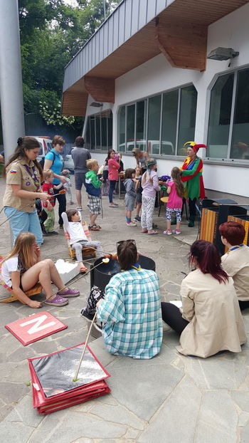 DOBRODELNI ŽIV ŽAV