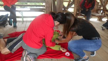 Gorski kolesarji smo osveževali in pridobivali znanje prve pomoči