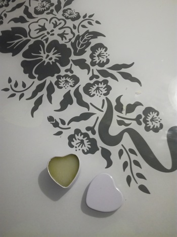 Izdelali smo naraven parfum