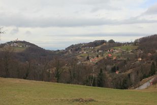 Pred vrati je tradicionalni pohod ob dnevu žena
