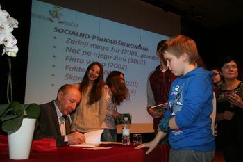 Ivan Sivec na OŠ Brezovica ali kultura nikoli ne počiva – drugič Ivan Sivec na OŠ Brezovica ali kultura nikoli ne počiva – drugič