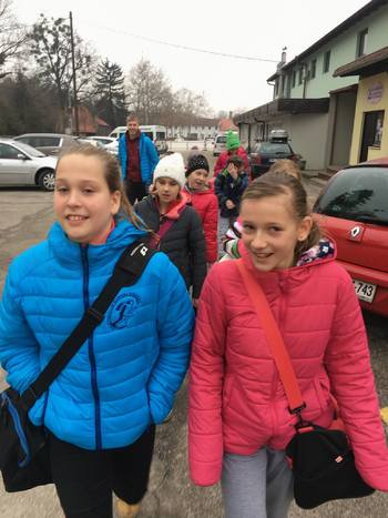 Nuša Lužnik in Lana Potočnik odlično zastopali barve Atletskega kluba Slovenj Gradec na Prvenstvu Slovenije v ekipnem in posamičnem mnogoboju. 