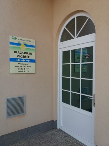 Sprememba lokacije in delovnega časa blagajne in vložišča