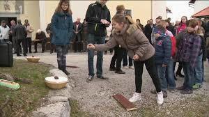 Sekanje pirhov 