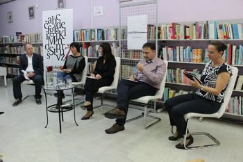 Predstavitev pesniške zbirke Vrvohodci v Medobčinski splošni knjižnici Žalec
