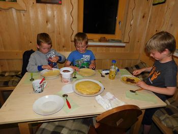 3. mini tabor za mlajše planince OŠ Preddvor v Hudičevem Borštu
