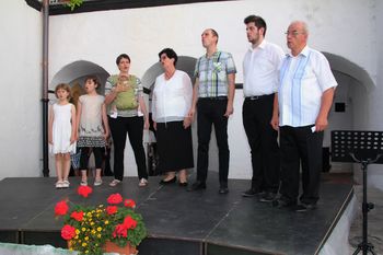 DRUŽINA POJE