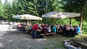 Srečanje upokojencev DU Podpeč-Preserje na pikniku