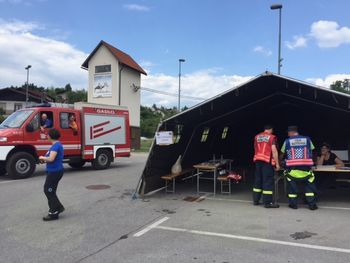 SIMULACIJA NESREČE - Logatec prizadele tri velike nesreče-vaja CZ Logatec