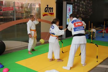 JUDO KLUB KOMENDA IN HERVIS V QLANDIJI POSKRBELA ZA OTROŠKO ZADOVOLJSTVO