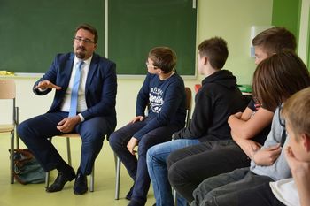 Župan ponovno v šolskih klopeh 