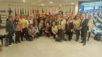 SVEČANA PODELITEV PRIZNANJA ZA PROJEKT ''STAREJŠI ZA STAREJŠE'' V BRUSLJU.