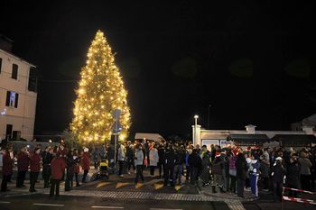 Tradicionalni prižig prazničnih lučk v Šempetru in Vrtojbi 