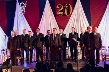 Vokalna skupina Chorus '97 praznuje