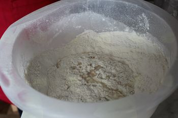 Priprava testa in kvasni nastavek