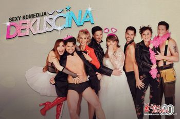 Razigrana druščina Špas teatrove uspešnice Dekliščina