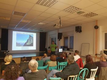 Projekt: Zanimiva popotovanja v AIA  Mladinskem centru – Cvetoča Madeira 