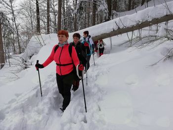 26. pohod po Šisernikovi spominski poti: Slovenjgraški planinci premagali zasnežene pohorske strmine