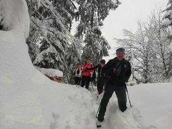 26. pohod po Šisernikovi spominski poti: Slovenjgraški planinci premagali zasnežene pohorske strmine