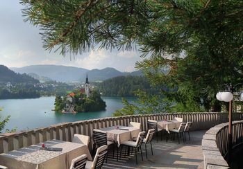 Kavarna Belvedere ponovno odpira svoja vrata
