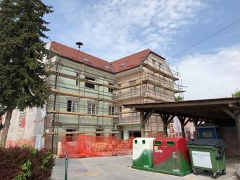 Rekonstrukcija, sprememba namembnosti in energetska sanacija poslovno-stanovanjskega objekta Nova Cerkev 22