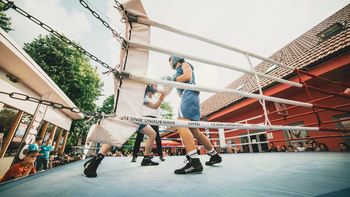 Prva kolajna za Boksarski klub Hayat