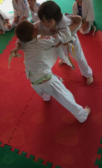 Medgeneracijsko družinsko tekmovanje v spretnostnem poligonu in judo igrah