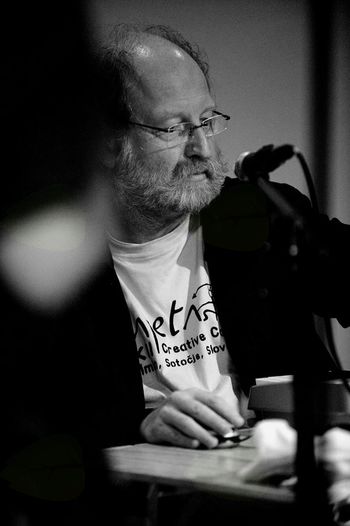 Ustvarjalec glasbe za filme, dokumentarne filme, gledališke in plesne predstave, performanse in multimedijske inštalacije.