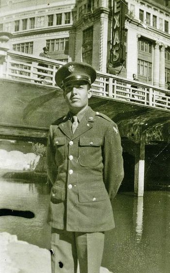 Letalec Alfonso Duran se vrača domov