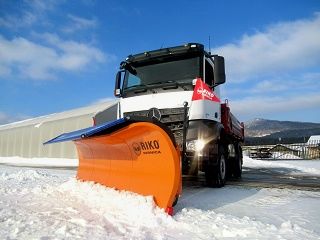 Letno in zimsko vzdrževanje občinskih cest Letno in zimsko vzdrževanje občinskih cest