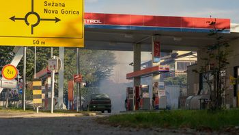 4 Vaja Požar na bencinskem servisu Miren 2018